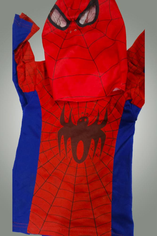 Let your little one transform into their favorite superhero with this Spiderman shirt and mask set, designed for kids aged 2 to 3 years. The shirt features the iconic red and blue Spiderman design with web patterns and a spider logo, while the matching mask completes the look. Perfect for dress-up, playtime, or themed parties, this costume set will bring joy to any young fan of Spiderman. It is an ideal outfit for imaginative adventures.

Disclaimer: Please note that actual product colors and size may vary slightly due to lighting and screen settings.

Price: PKR 200/-