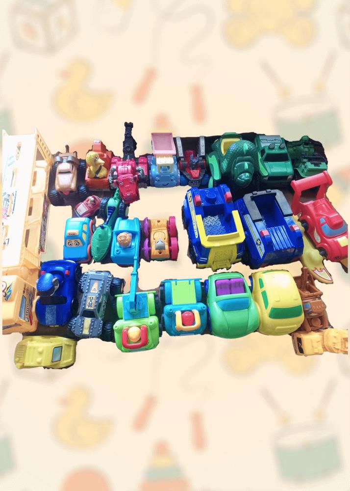 Spark your child imagination with this exciting toy vehicle collection! This bundle includes a variety of classic and modern toys, perfect for imaginative play. From construction vehicles to police cars and fire trucks, there is something for every little adventurer.

These preloved toys are in excellent condition and complete with all their original parts

Let your child imagination soar with this vintage toy vehicle collection!